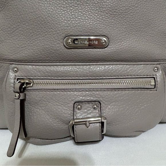 Michael Kors hobo bag - Picture 11 of 12